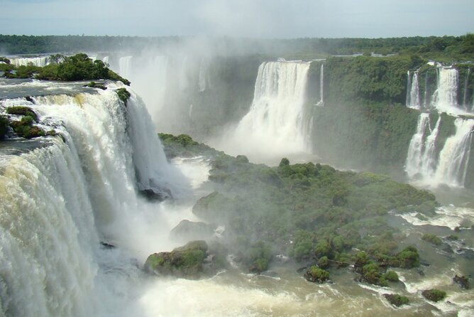 2-Day Private Tour Iguaçu Falls Brazil and Argentina - Why seeing both sides is worth two days