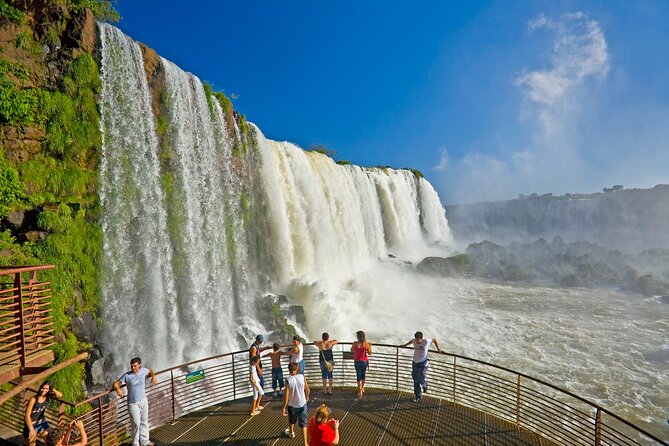 2-day tour, both sides of Cataratas Brasil and Argentina. - Who should book this two-day experience