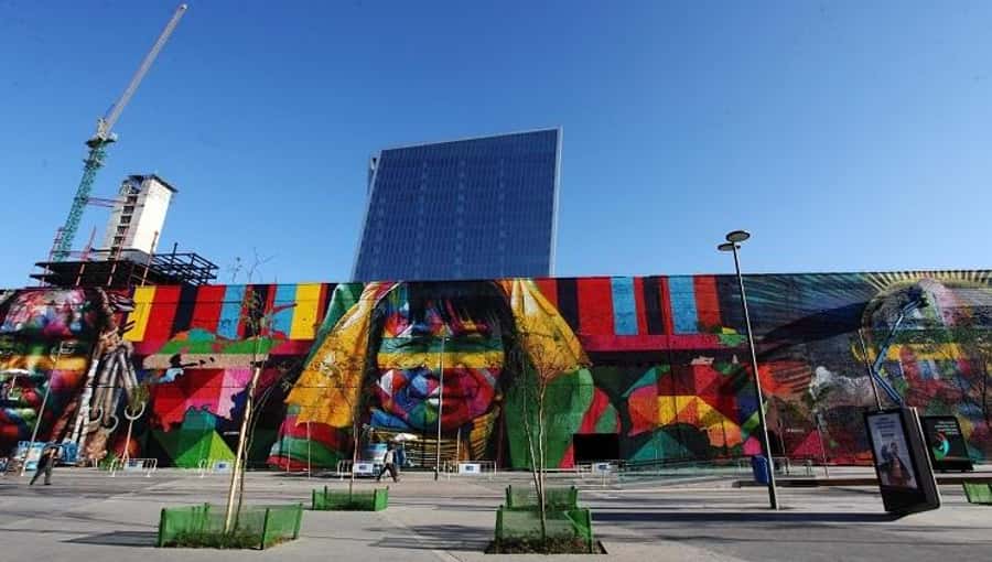 3-Hour Urban Arts Walking Tour - The Ethnicities Mural on Olympic Boulevard
