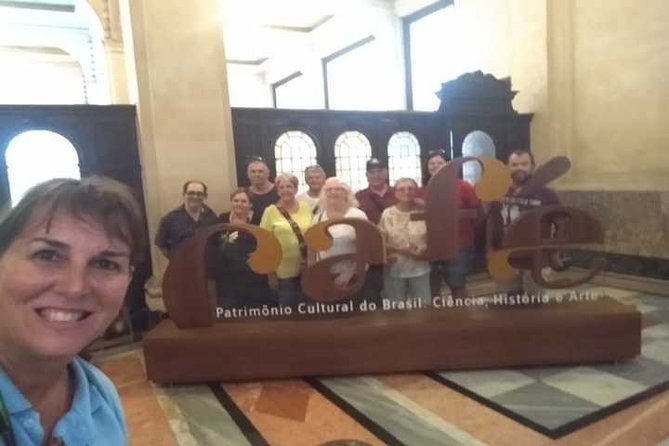 7-Hour Shared Group Santos Tour : Mont Serrat, Coffee Museum and Sightseeing - Meeting the guide at the cruise terminal