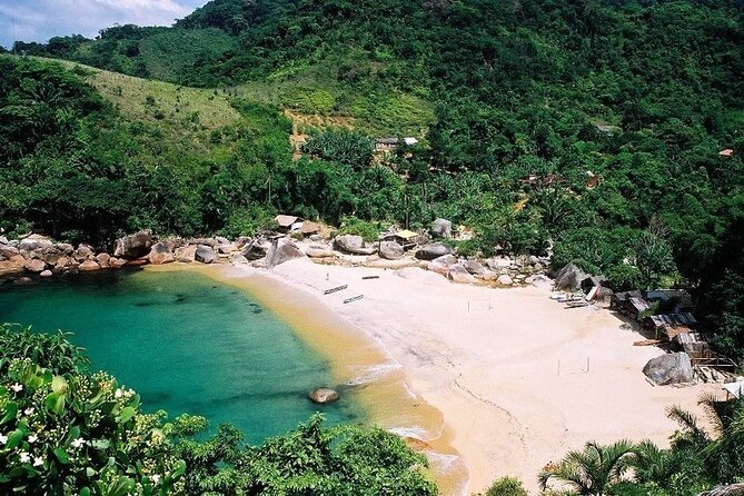 Adventure Experience to Saco Bravo Waterfall - BY PARATY TOURS - Who should book this adventure?