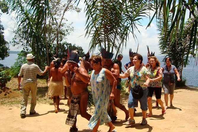 Amazon Experience: meet a native village and swim with porpoises - Floating houses and the giant pirarucu