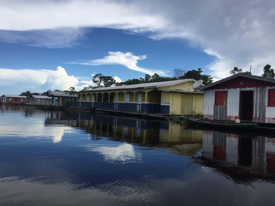 Amazonas: Boat Ride with a Local Amazonian - Lunch first, with a taste of regional cooking