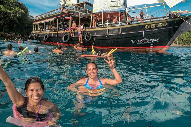Angra dos Reis: A unique experience in paradise - Praia de Japariz is where lunch fits into the schedule
