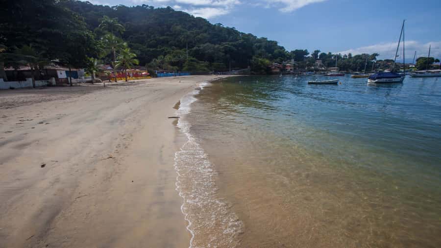 Angra dos Reis: Boat Tour in Ilha Grande and Lagoa Azul - Key points at a glance