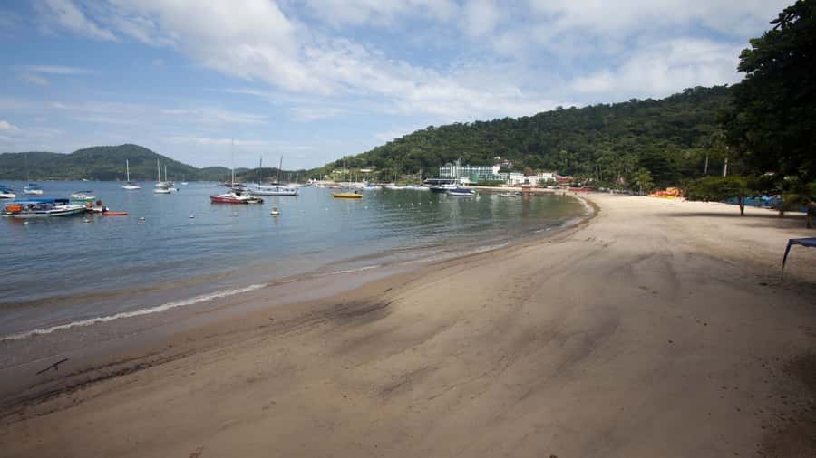 Angra dos Reis: Boat Tour in Ilha Grande and Lagoa Azul - Who should book this schooner tour?