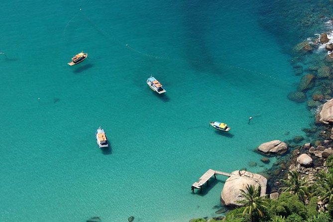 Angra Dos Reis + Ilha Grande - Riding the schooner through Ilha Grande State Park