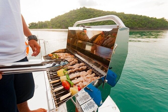 Angra & Ilha Grande From Rio: Boat Tour With Barbecue and Drinks - Ilha Grande begins with clear water and underwater sites