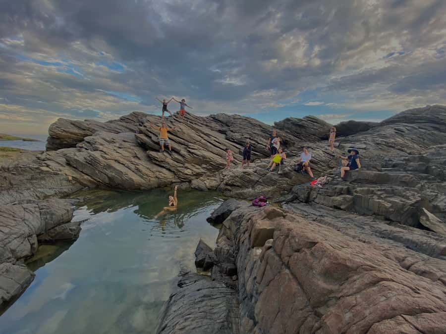 Armação dos Búzios: Walk Through the Natural Pools in Búzios - The best way to judge the value