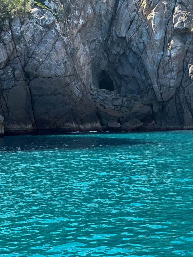 Arraial do Cabo: Boat Trip with Waterslide - Why this four-and-a-half-hour cruise works