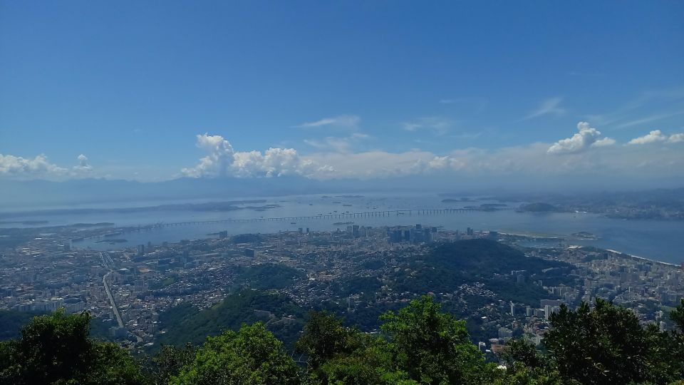 AVenturismo Christ Redeemer - The guides are a major part of the value
