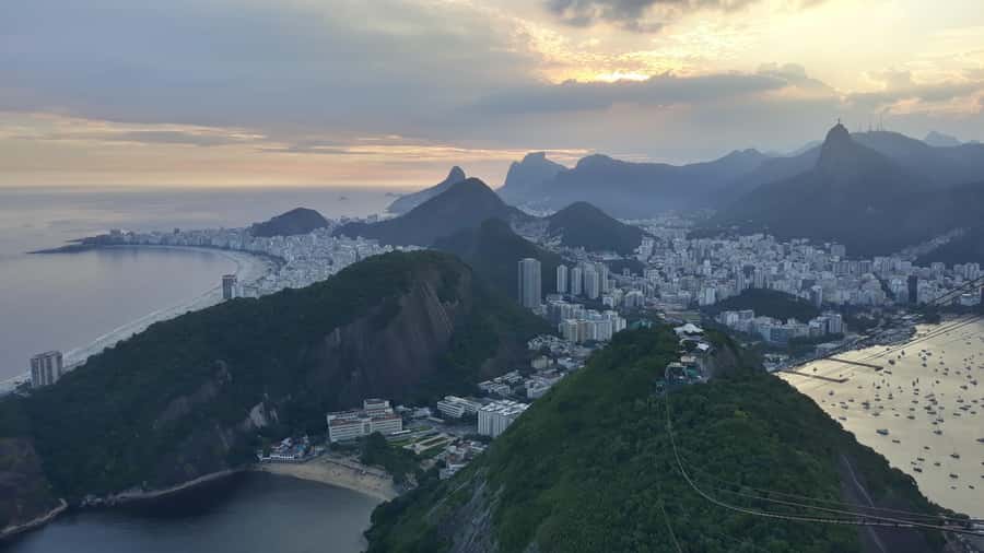 AVenturismo Pão de Açúcar - Returning through Praia Vermelha