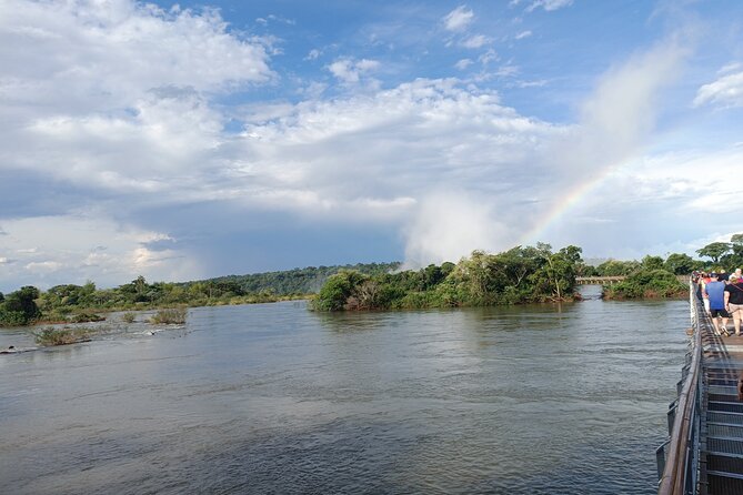 Beyond Iguassu Falls, visit Iguassu Falls with the best company - What to pack for wet paths and strong sun