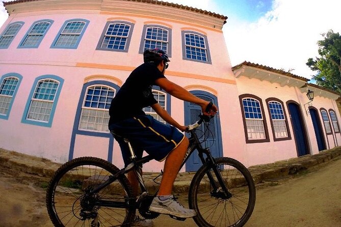 Bike rental BY PARATY TOURS - Starting at Av. Roberto Silveira, 479