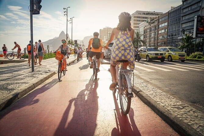 Bike Tour Of Rio – Beaches and Lagoon - Meeting the guide at Fairmont Copacabana