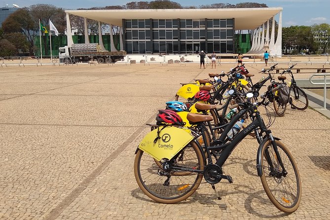 Bike Tour of the 4 Scales of Lucio - Starting near Asa Sul and getting comfortable on the bike