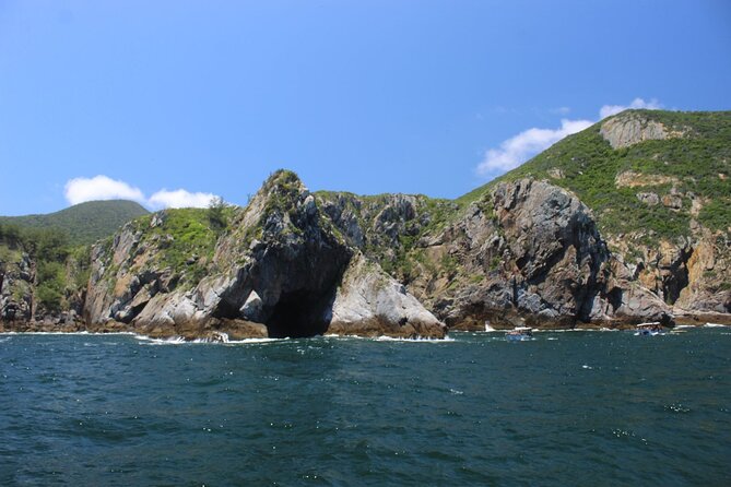 Boat Tour in Arraial do Cabo - Prainhas do Pontal do Atalaia and its famous staircase