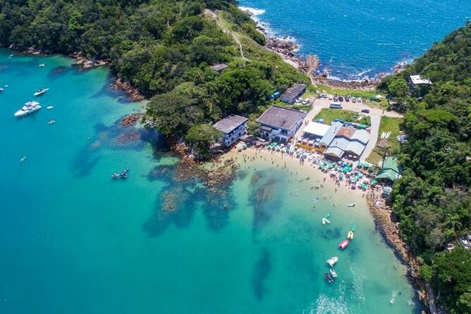 Bombinhas + Snorkel by Zimbros Ecotour - A guide who adds more than beach names