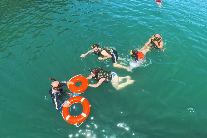 Bombinhas + Snorkel by Zimbros Ecotour - Passing Bombas, Ribeiro, and Bombinhas