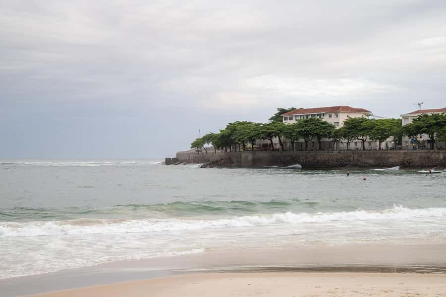 Bossa Nova and the Carioca life - Copacabana and Ipanema - Walking through Copacabana’s commercial heart