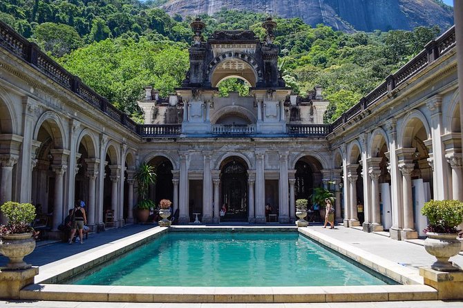 Botanical Garden and Parque Lage Private Tour with a Photographer - Two Rio icons with one private guide