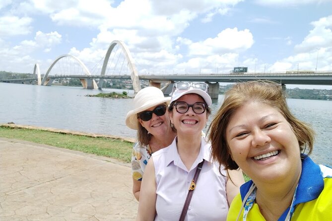 Brasilia City Highlights Tour with Guide - Praça dos Três Poderes and the political center