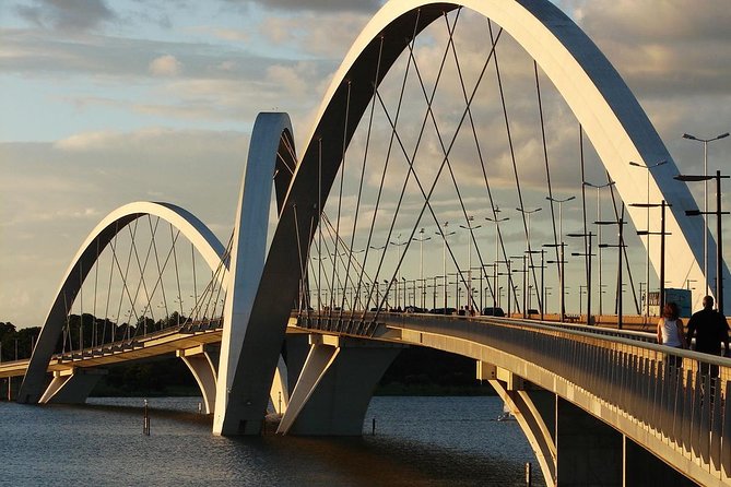 Brasilia Sightseeing - National Congress and the Three Powers Square