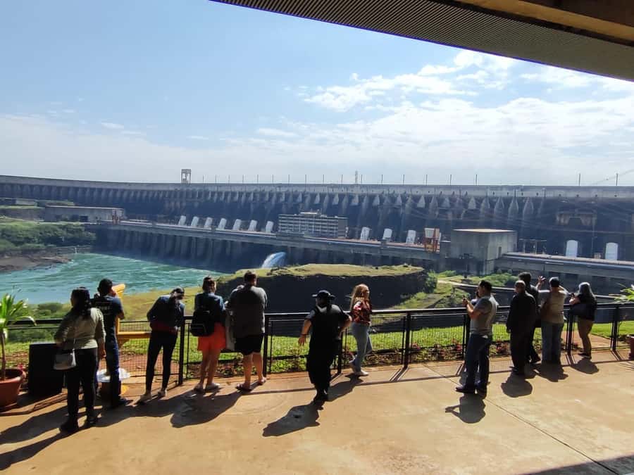 Brazilian Falls, Bird Park and Itaipu Dam - Starting with Itaipu Dam and its two-hour panoramic visit