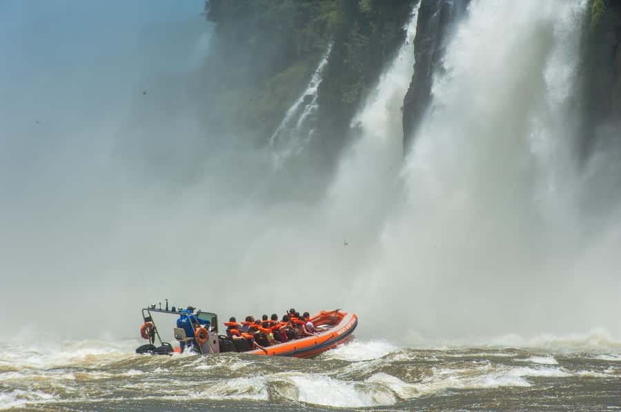 Brazilian Iguassu Falls,Bird park Boat Safari all tickets - Should you book the Brazilian Iguassu package?