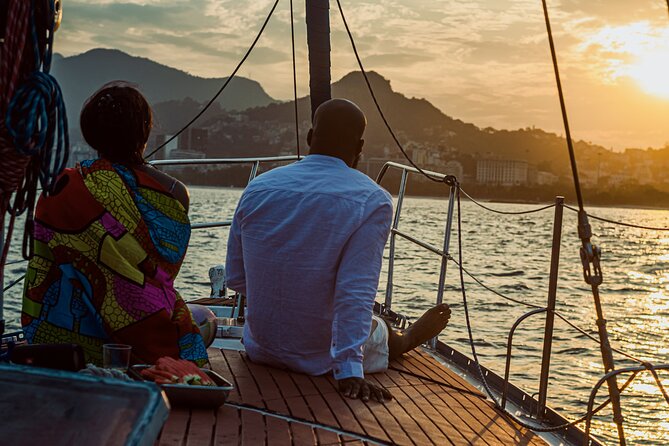 Brunch & Sunset Cruise with Capirinha in Rio - Starting at Marina da Glória