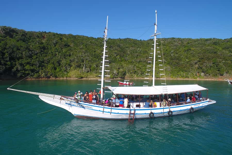 Búzios 2.5-Hour Schooner Boat Experience - Why a schooner is a smart way to see Búzios