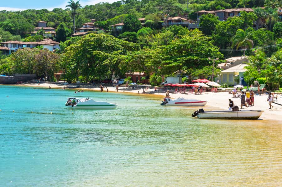Búzios: Catamaran Boat Tour - The return past Virgens, Amores, and Canto