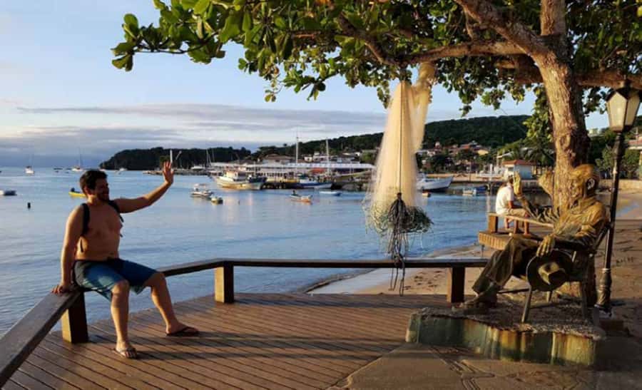 Búzios: City Tour & Beach Hopping with Lunch - Guides, transport, and the pace of the day