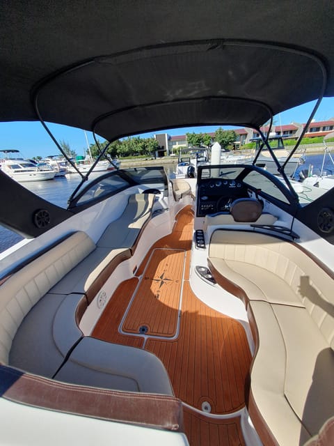 Búzios: Speedboat tour of 2 islands and 11 beaches - Azeda and Azedinha offer two different pauses