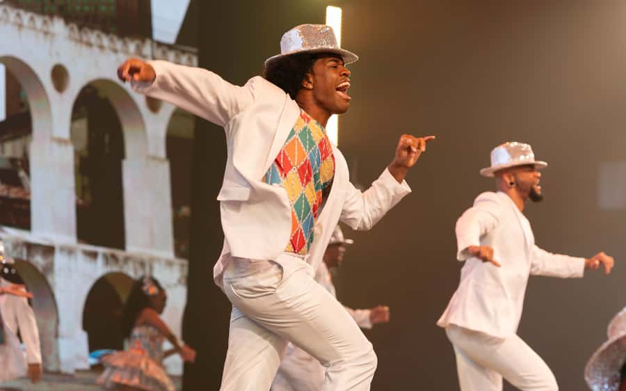 By Night Tour: Roxy Dinner Show & Transfer - Key points to know before booking