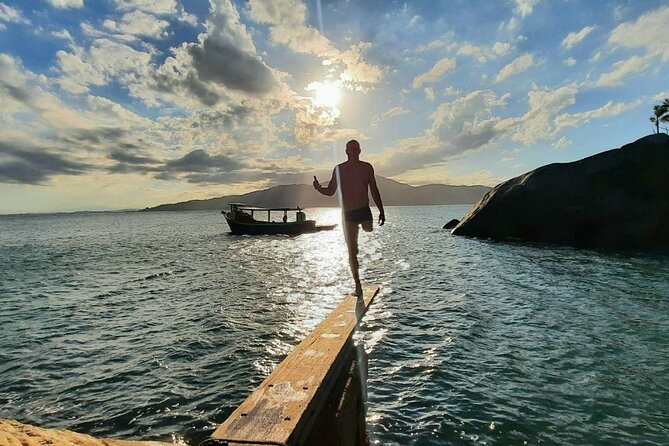 Cação Beach Sunset with Photos Included by Zimbros Ecotour - The fisherman’s village and working coast