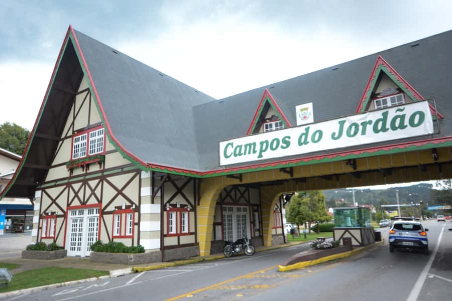 Campos do Jordão: Full-Day Private Tour from São Paulo - Who should choose this Campos do Jordão day trip?