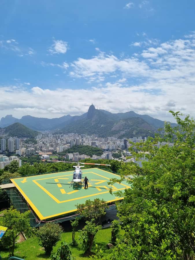 Cariocando in Christ Redeemer & Sugarloaf + Helicopter Tour - Meeting at Praça do Lido in Copacabana