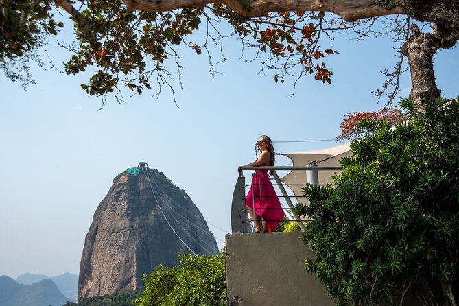 Christ Statue and Sugarloaf Private Tour with a Photographer - What the photographer adds
