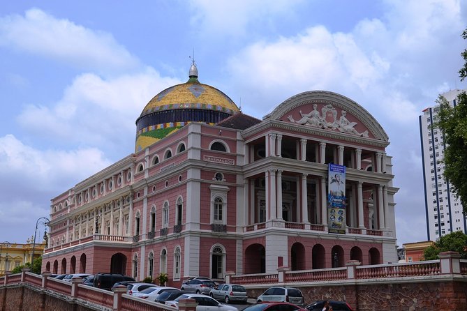 City Tour in Manaus at Teatro Amazonas and Praça da Matriz - Entering Teatro Amazonas in a single hour