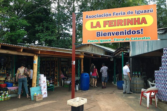 City Tour Puerto Iguazu - Feirinha de Puerto Iguazu: the best stop for regional flavors