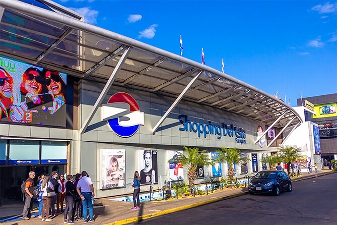 Ciudad del Este Shopping Tour - Crossing the border into Paraguay