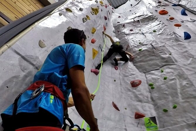 Climbing gym in Floripa - How much value do you get for $19.41?