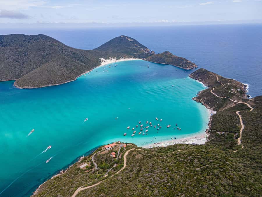 Complete Tour: Arraial do Cabo with Lunch Included - Prainhas do Atalaia brings the postcard water