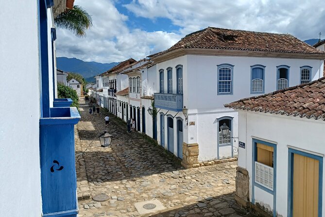 Creative Private Transfer Rio de Janeiro and Paraty - English service and communication before departure
