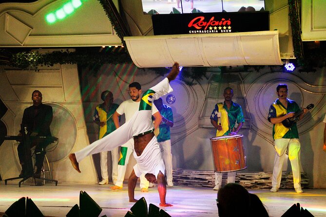 Dinner Show at Rafain in Foz do Iguaçu - From samba and capoeira to continental variety