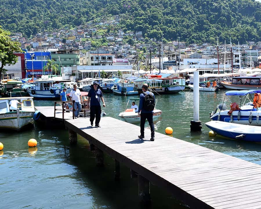 Discover Ilha Grande on a Boat Tour - Departing from Angra - Japariz: your lunch and free-time stop