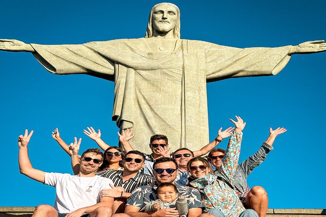 Dona Marta's sunrise, undisturbed Christ the Redeemer and more - Why the 4:00 AM start is worth considering