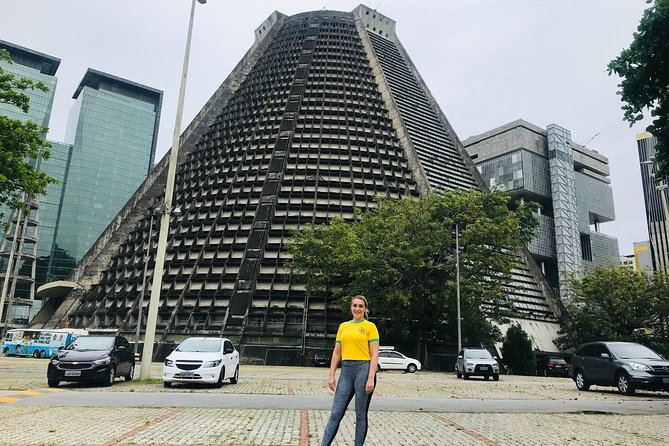E-Scooter Ride: City Tour - The Ethnicities Mural and Rio’s public art