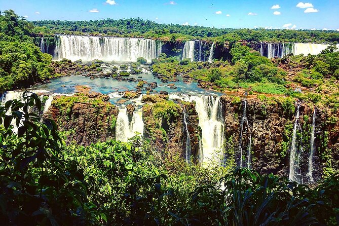 Ecological Adventure Brazilian Falls & Bird Park - Why pair the bird park with Iguazu Falls?